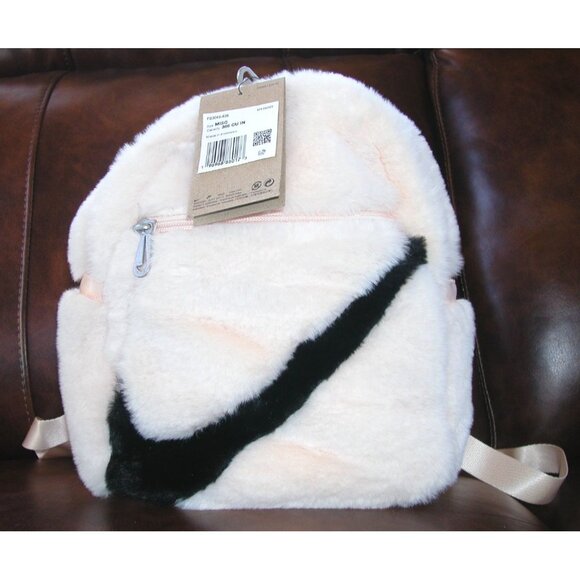 Nike Faux Fur Mini Backpack Color Blush - Picture 2 of 4
